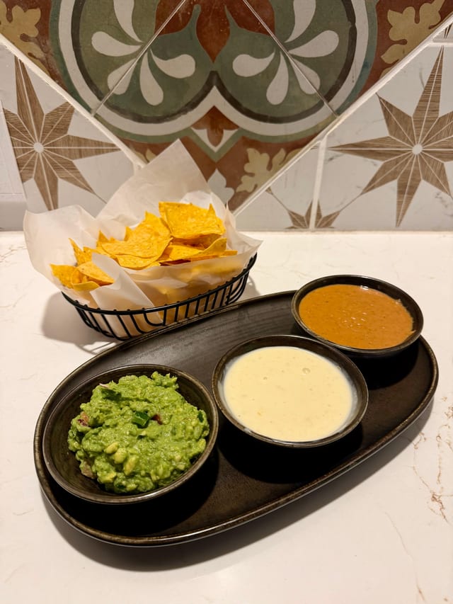 Trio Dip.